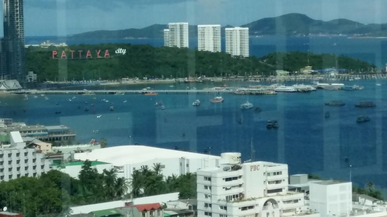 The Base Central Pattaya By Nkl エクステリア 写真